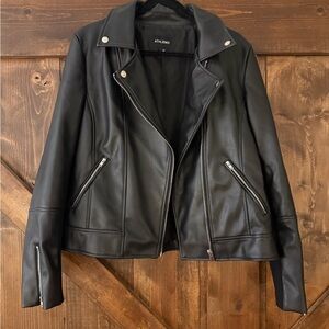 Women's Classic Black Leather Jacket